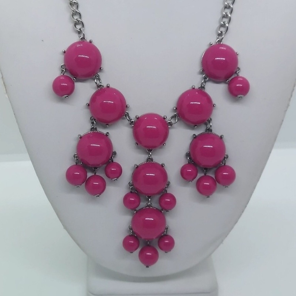 Magenta bubble‎ statement necklace